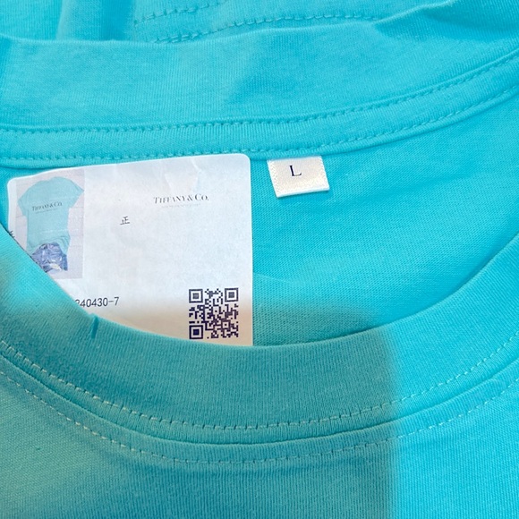 Tiffany&Co NWT Cap, Bag &Tee Shirt From Bring Your own Design to Life Ado-mob - Picture 6 of 7